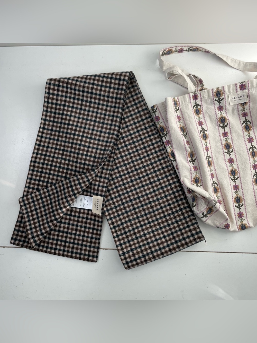Sézane Seraphine Scarf Burgundy Houndstooth Wool Blend Preppy Parisian